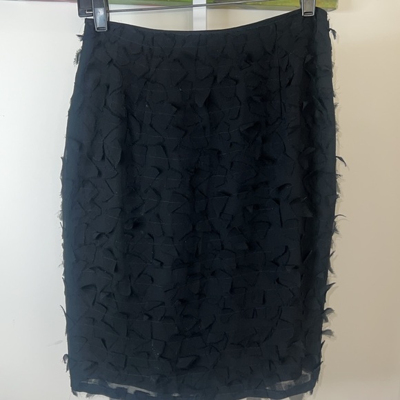 ISDA & CO Black Flutter 100 % Silk Pencil Skirt Size 6 - Picture 6 of 12